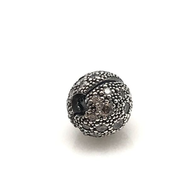 Pandora Cosmic Star Clip Charm - Picture 5 of 5